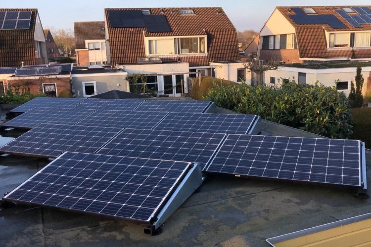 Voorbeeld installaties van Friesland Solar uit Rottevalle